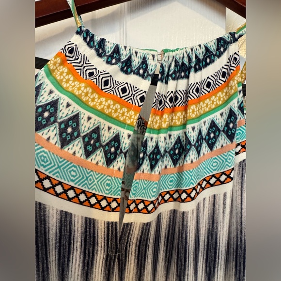 London Times Halter Maxi Dress | Geometric Print | Raw Hem | Size 8 - Picture 6 of 6